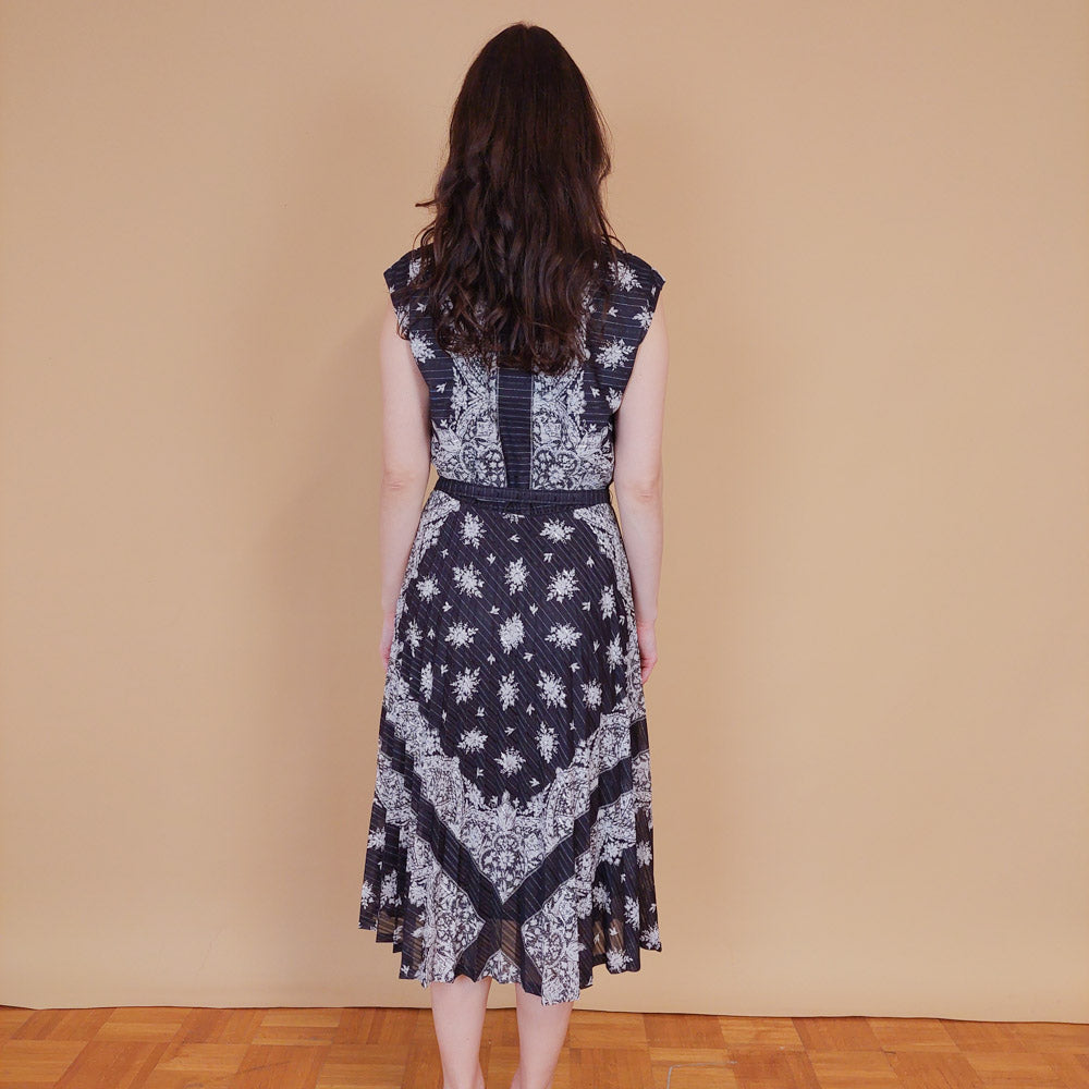 VIN-DR-31387 Vintage φόρεμα εμπριμέ με ζώνη S