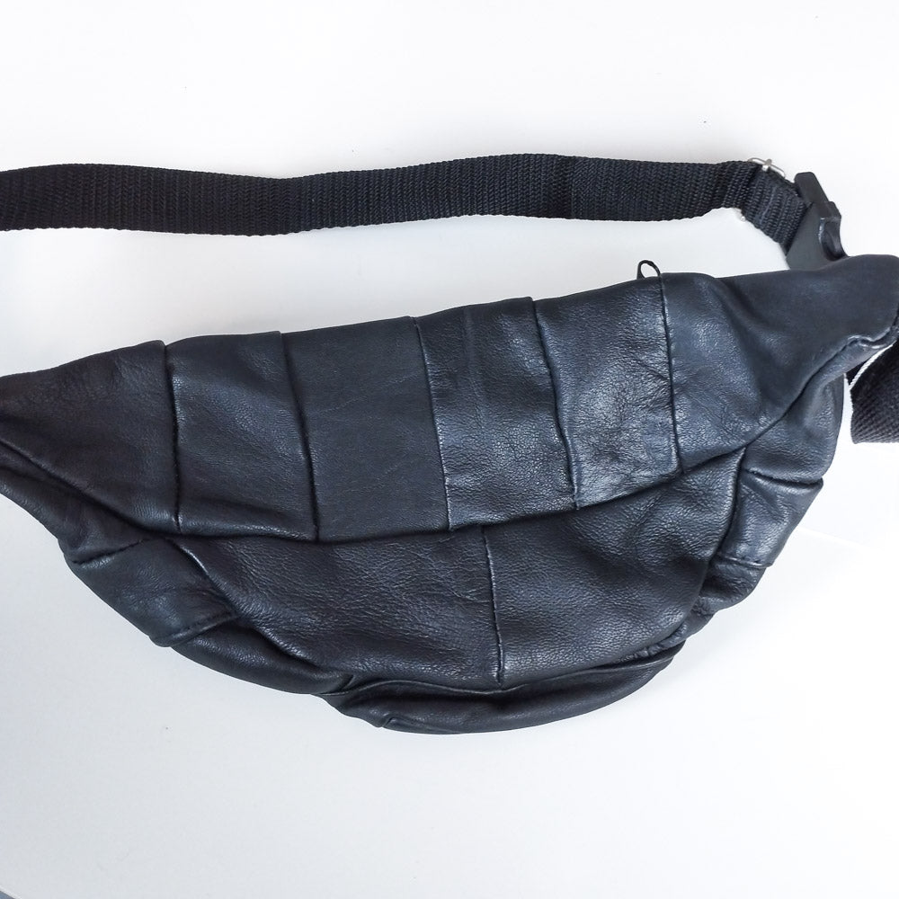 VIN-BAG-26485 Vintage δερμάτινη τσάντα μέσης μαύρη