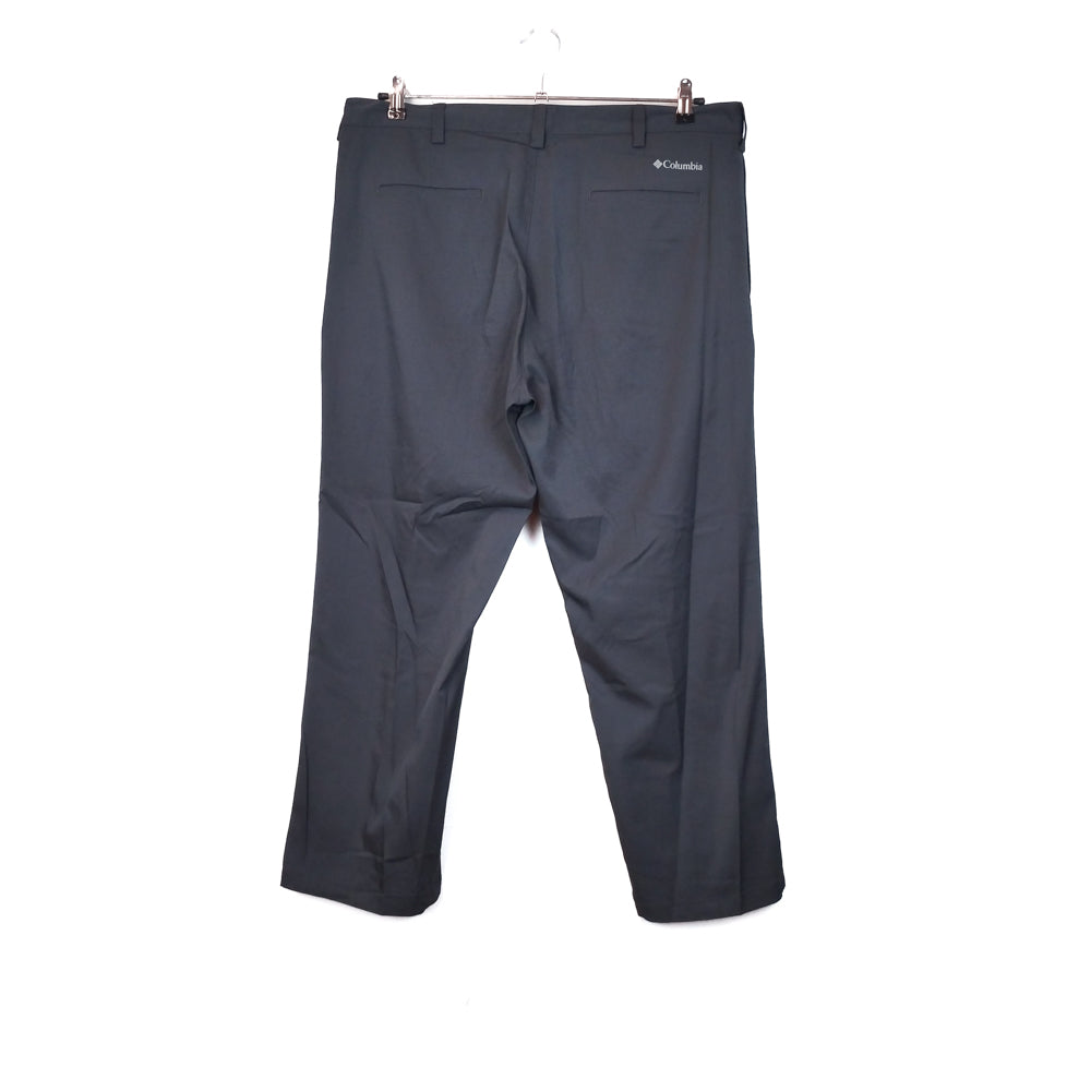 VIN-TR-32722 Preloved παντελόνι golf Columbia 2XL