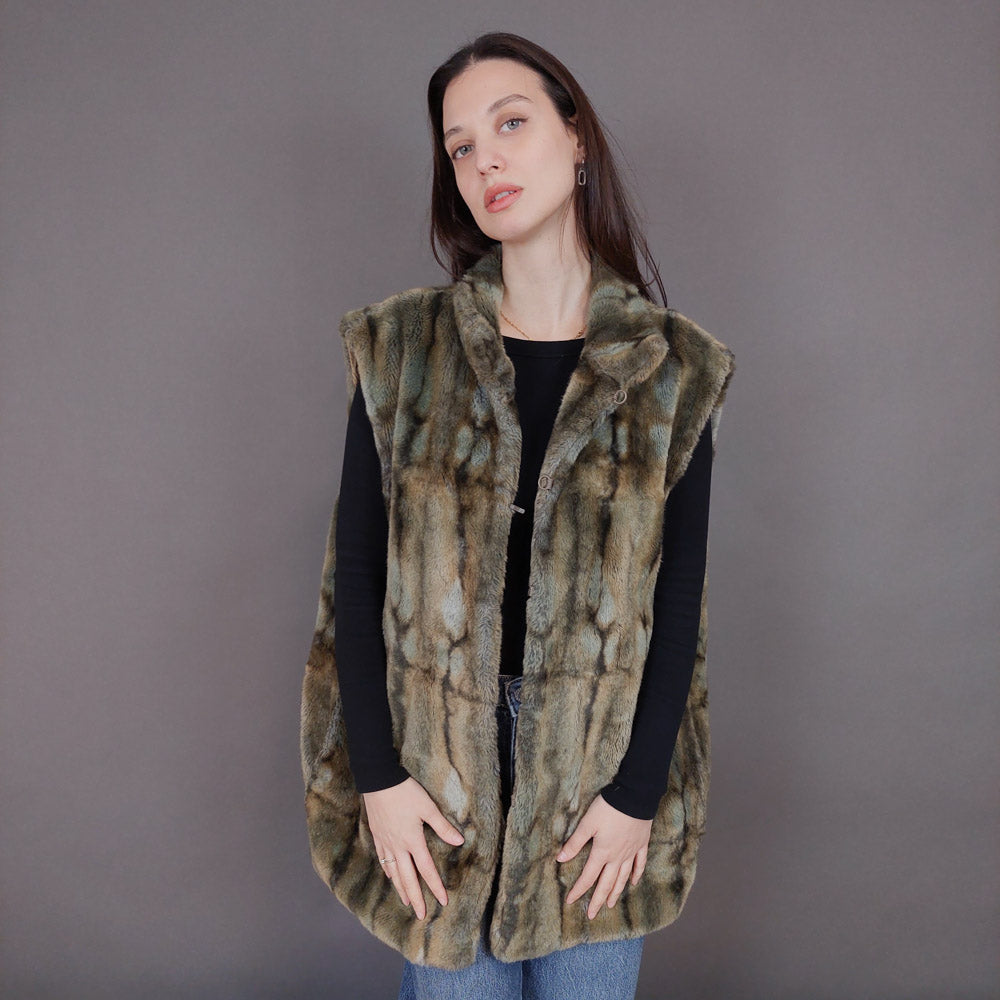 VIN-OUTW-33595 Vintage γιλέκο γούνινο made in Milano L-XL