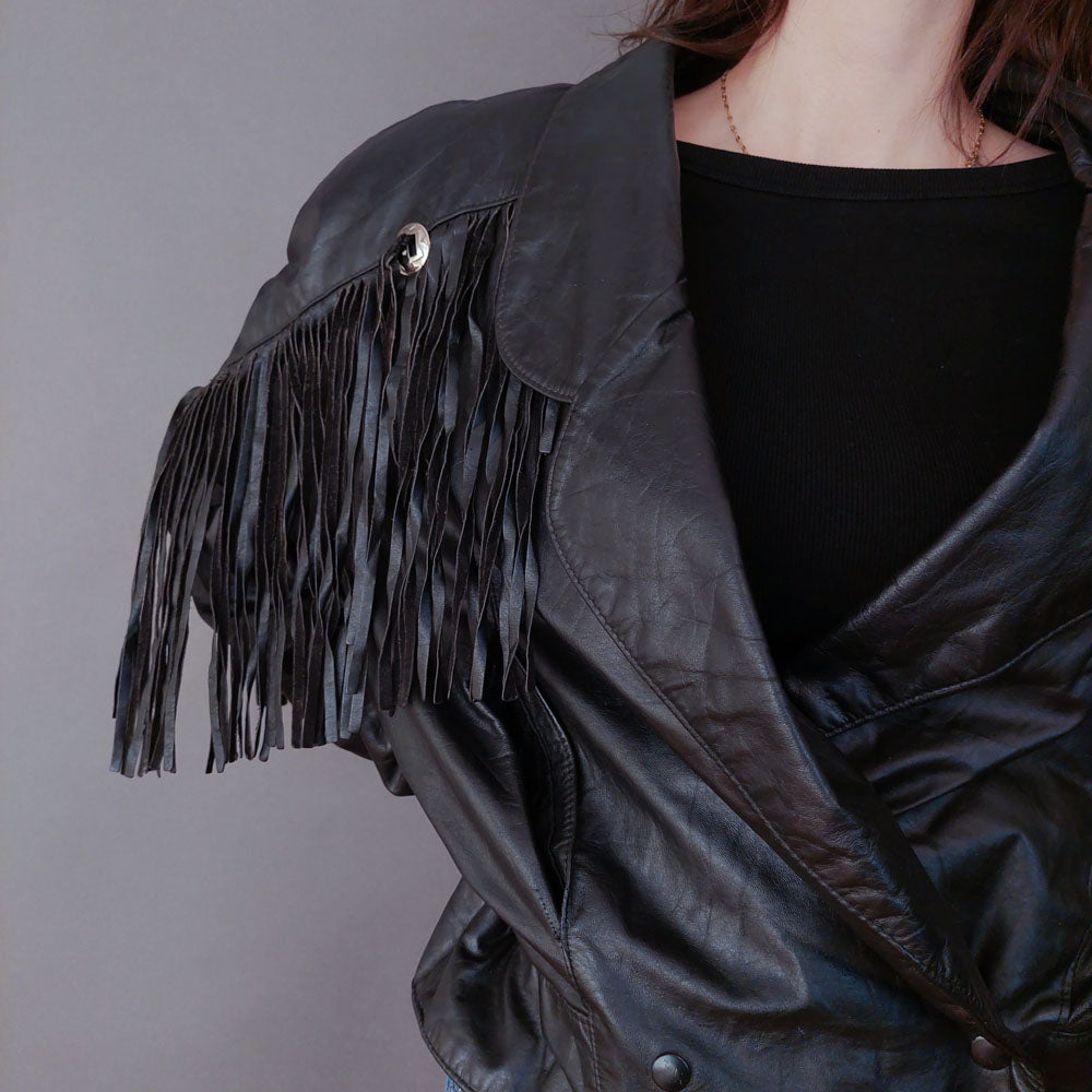 VIN-OUTW-33613 Vintage δερμάτινο jacket με κρόσια made in USA M