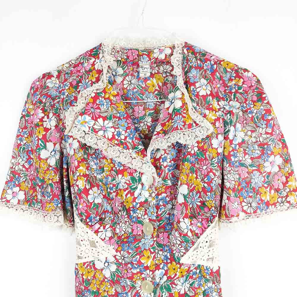 VIN-BLO-27667 Vintage πουκάμισο φλοράλ με λεπτομέρειες δαντέλα S-M