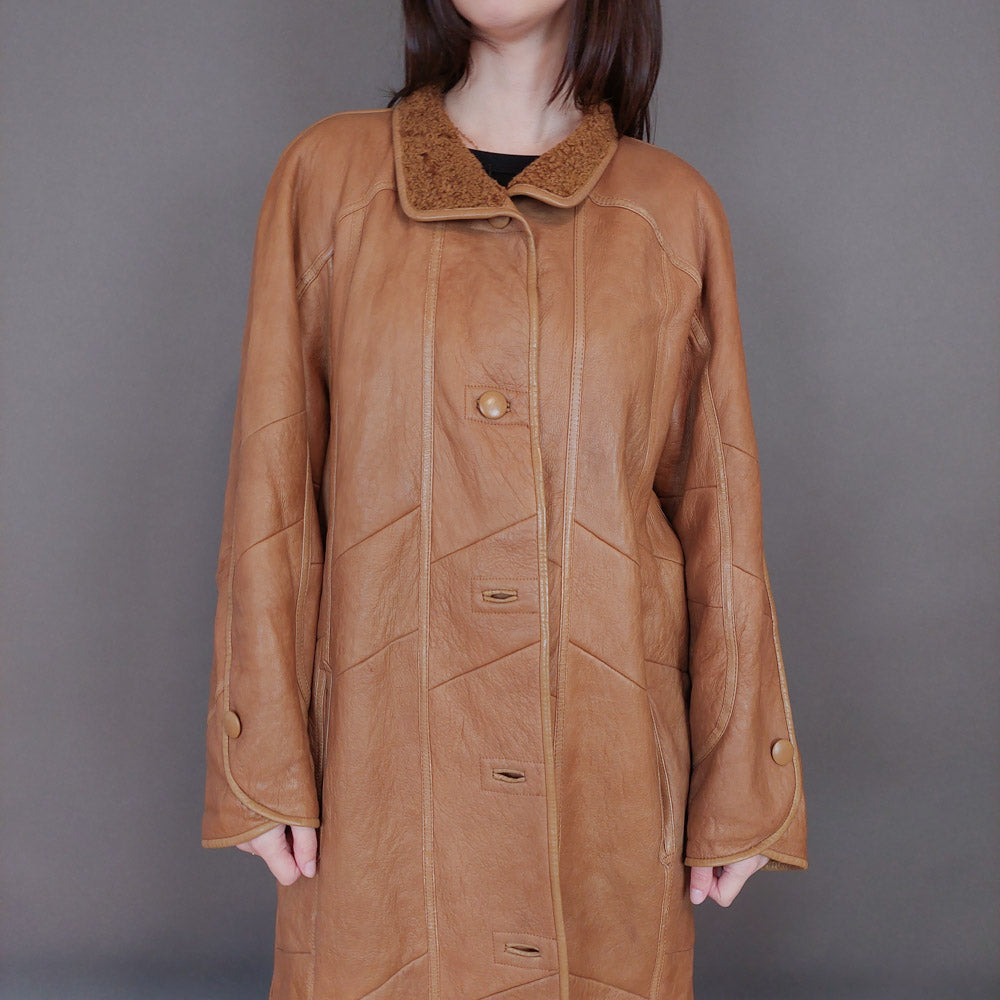 VIN-OUTW-33354 Vintage δερμάτινο κάμελ πανωφόρι L