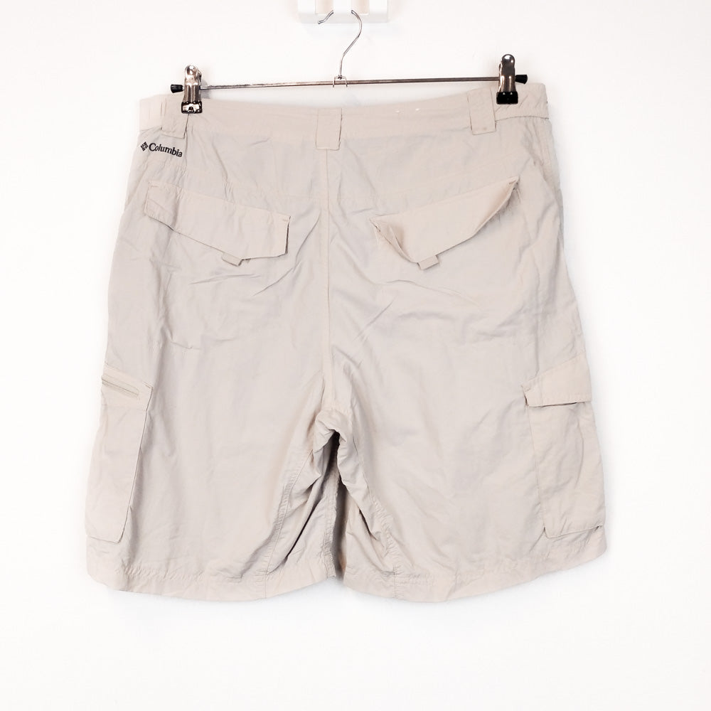 VIN-TR-34752 Preloved σορτς Columbia unisex L