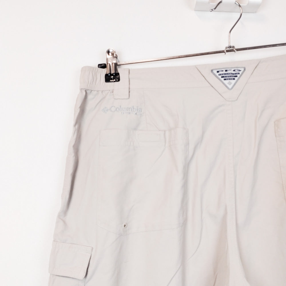 VIN-TR-34773 Preloved σορτς Columbia unisex L