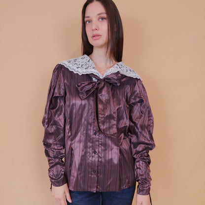 VIN-BLO-32519 Vintage πουκάμισο με δαντελένιο γιακά M-L