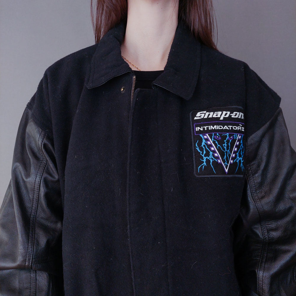 VIN-OUTW-33590 Vintage varsity jacket unisex M
