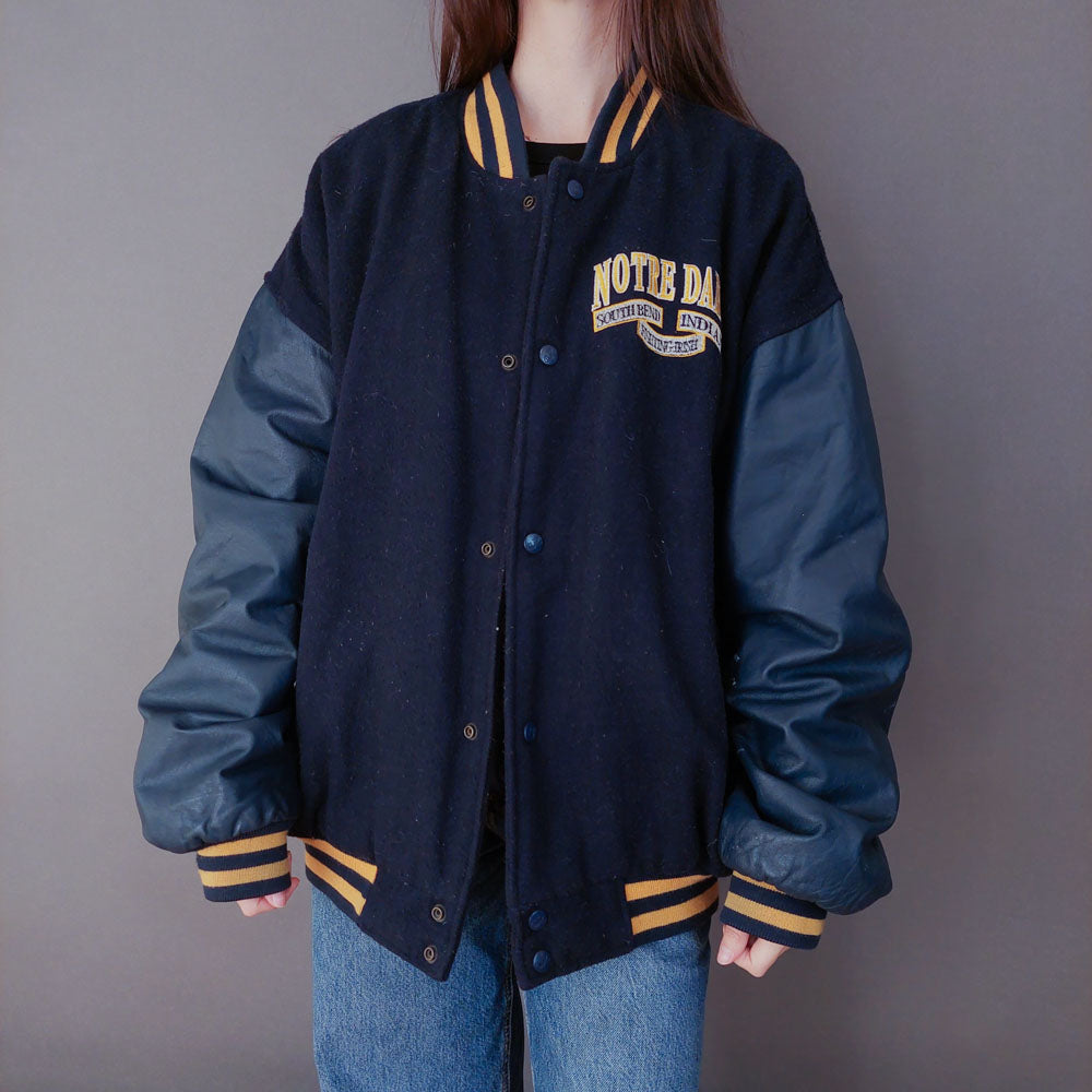 VIN-OUTW-33588 Vintage varsity college jacket unisex Fightin' Irish ΧL