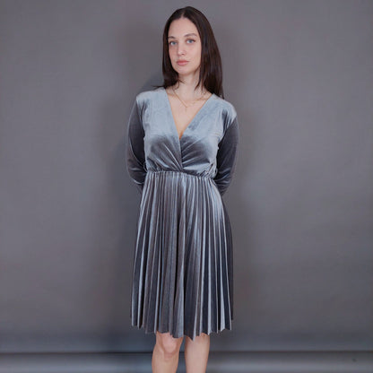 VIN-DR-33290 Vintage φόρεμα βελουτέ πλισέ γκρι L