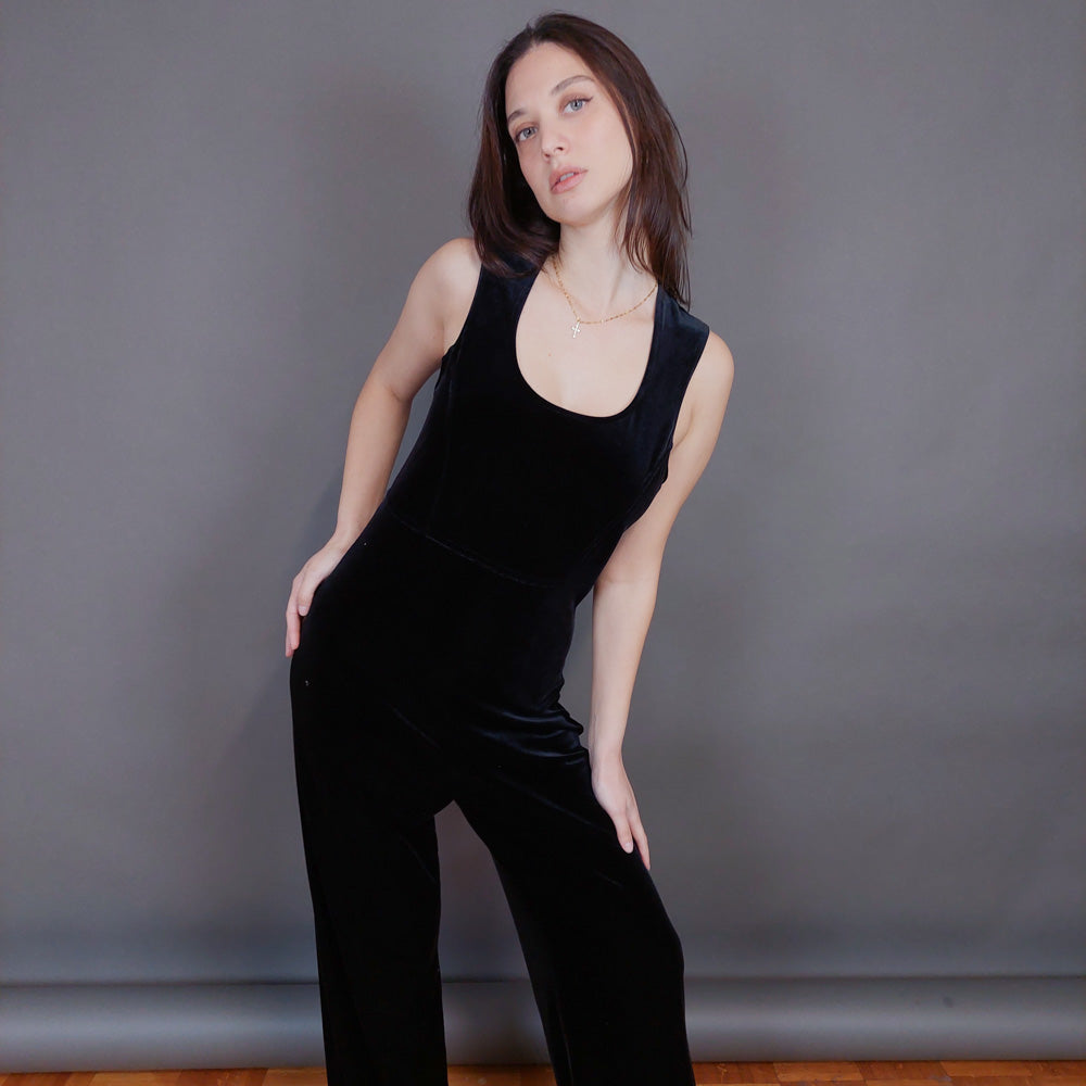 VIN-DR-33292 Vintage ολόσωμη φόρμα βελουτέ μαύρη S-M