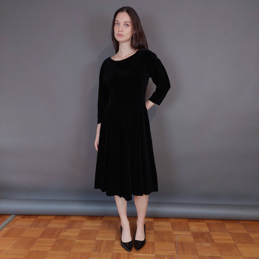 VIN-DR-33294 Vintage φόρεμα βελουτέ μαύρο M