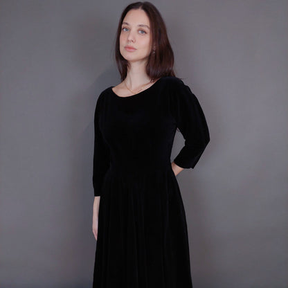 VIN-DR-33294 Vintage φόρεμα βελουτέ μαύρο M