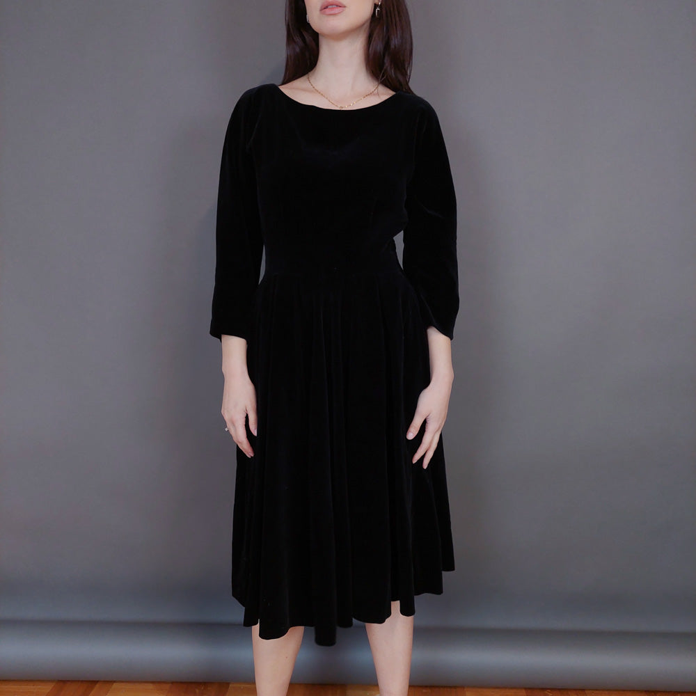 VIN-DR-33294 Vintage φόρεμα βελουτέ μαύρο M