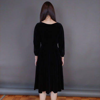 VIN-DR-33294 Vintage φόρεμα βελουτέ μαύρο M