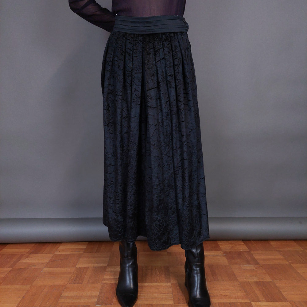 VIN-SKI-32933 Vintage βελουτέ παντελονόφουστα με πιέτες μαύρη XL